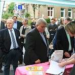 Herr Schlie mit Kollegen bei uns am Stand