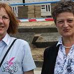 Frau Stadträtin Treutel mit Corina bei der Eröffnung