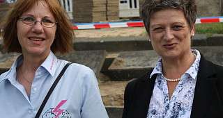 Frau Stadträtin Treutel mit Corina bei der Eröffnung