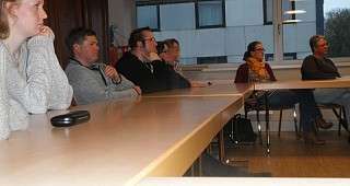 Alle lauschen den interessanten Ausführungen