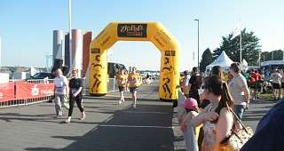 hier kommen die ersten ins Ziel