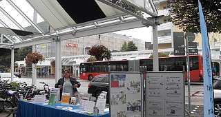 auf dem Ständer unser Projekte und Promis mit Epilepsie