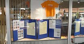 "Epileptiker, Na und" T-Shirt als Blickfang "Epileptiker, Na und" T-Shirt als Blickfang